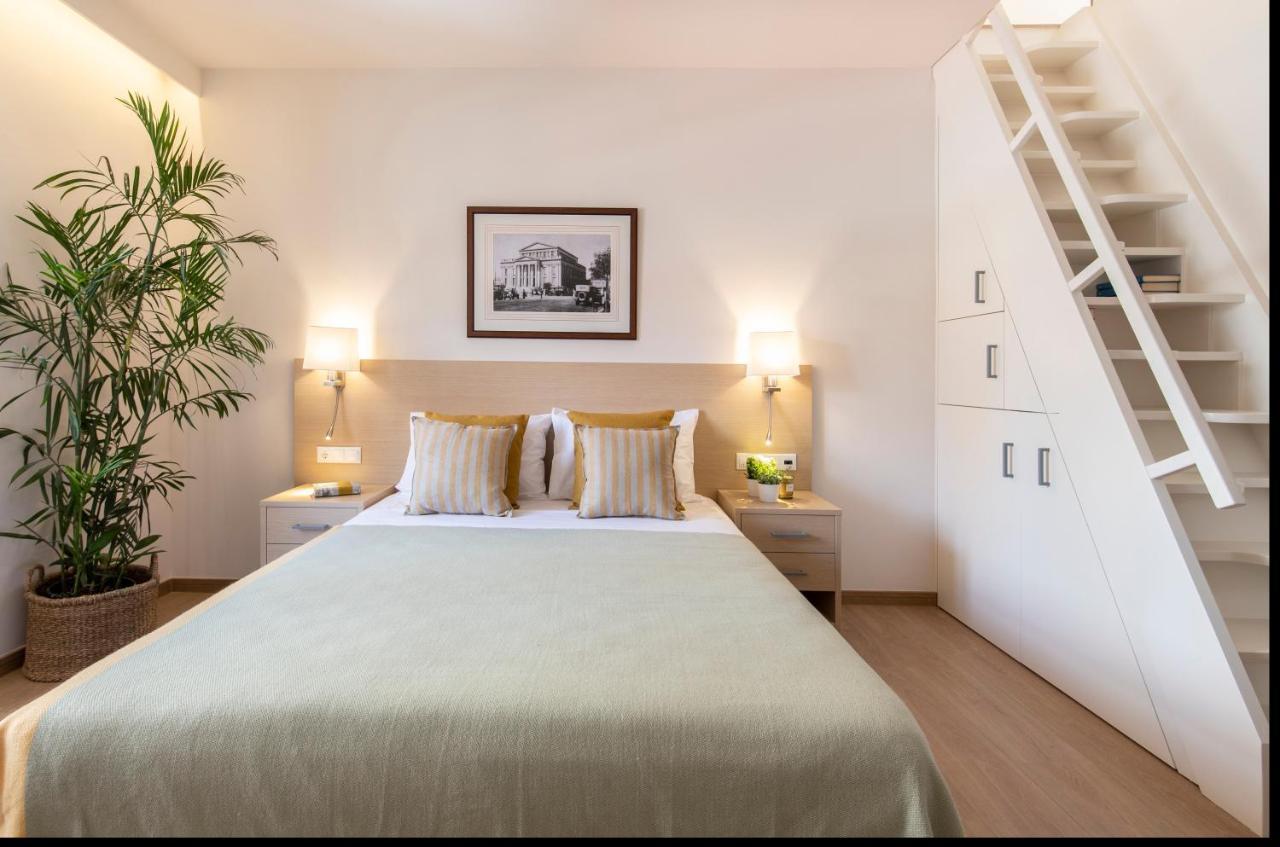 Gallery Suites & Residences 피레아스 외부 사진