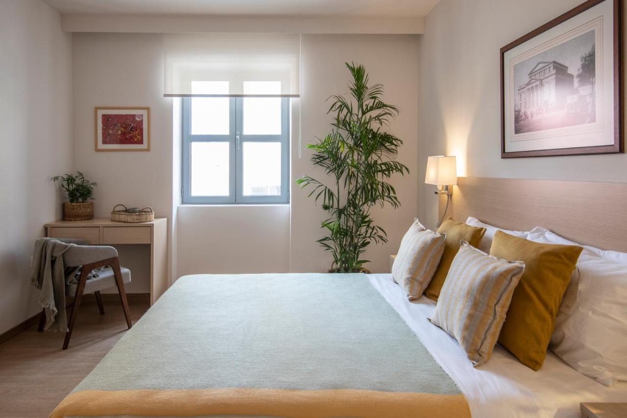 Gallery Suites & Residences 피레아스 외부 사진