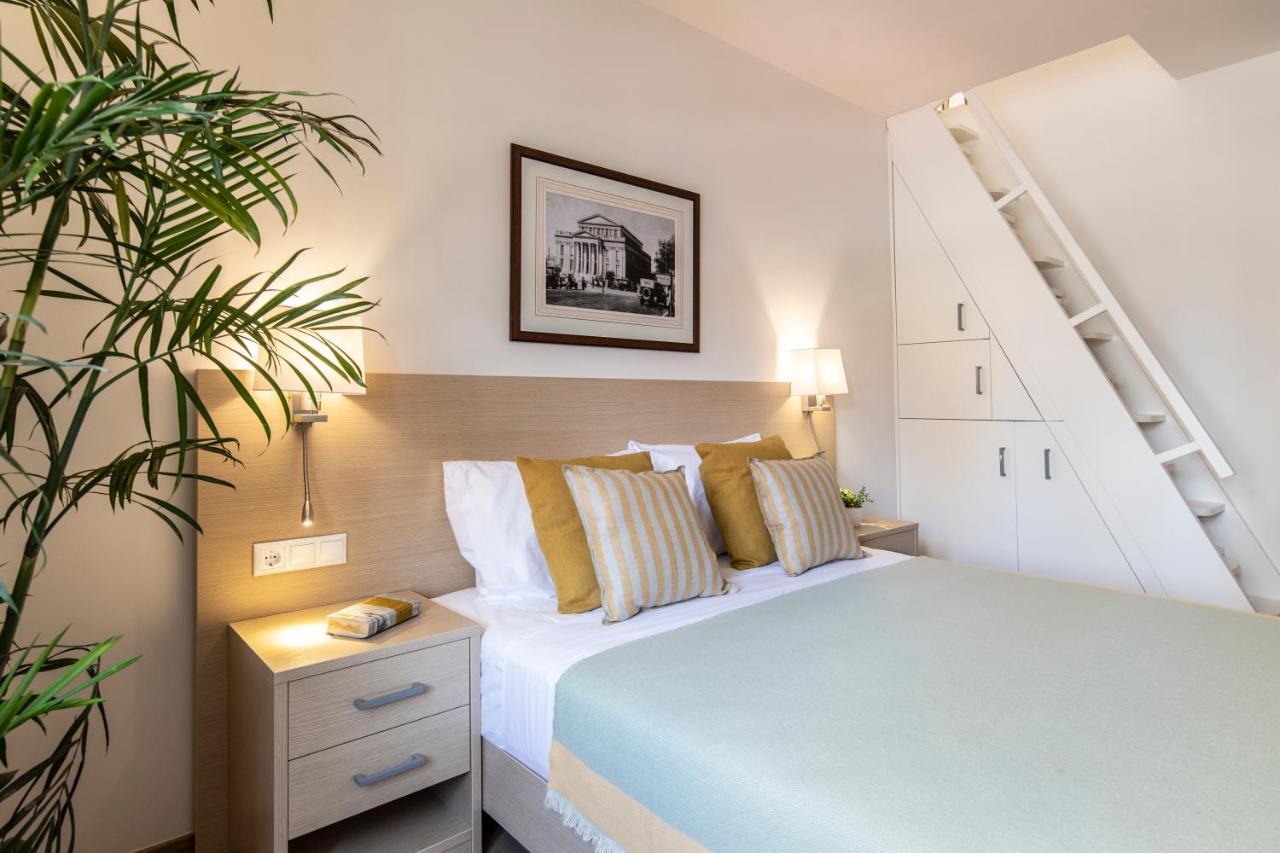 Gallery Suites & Residences 피레아스 외부 사진