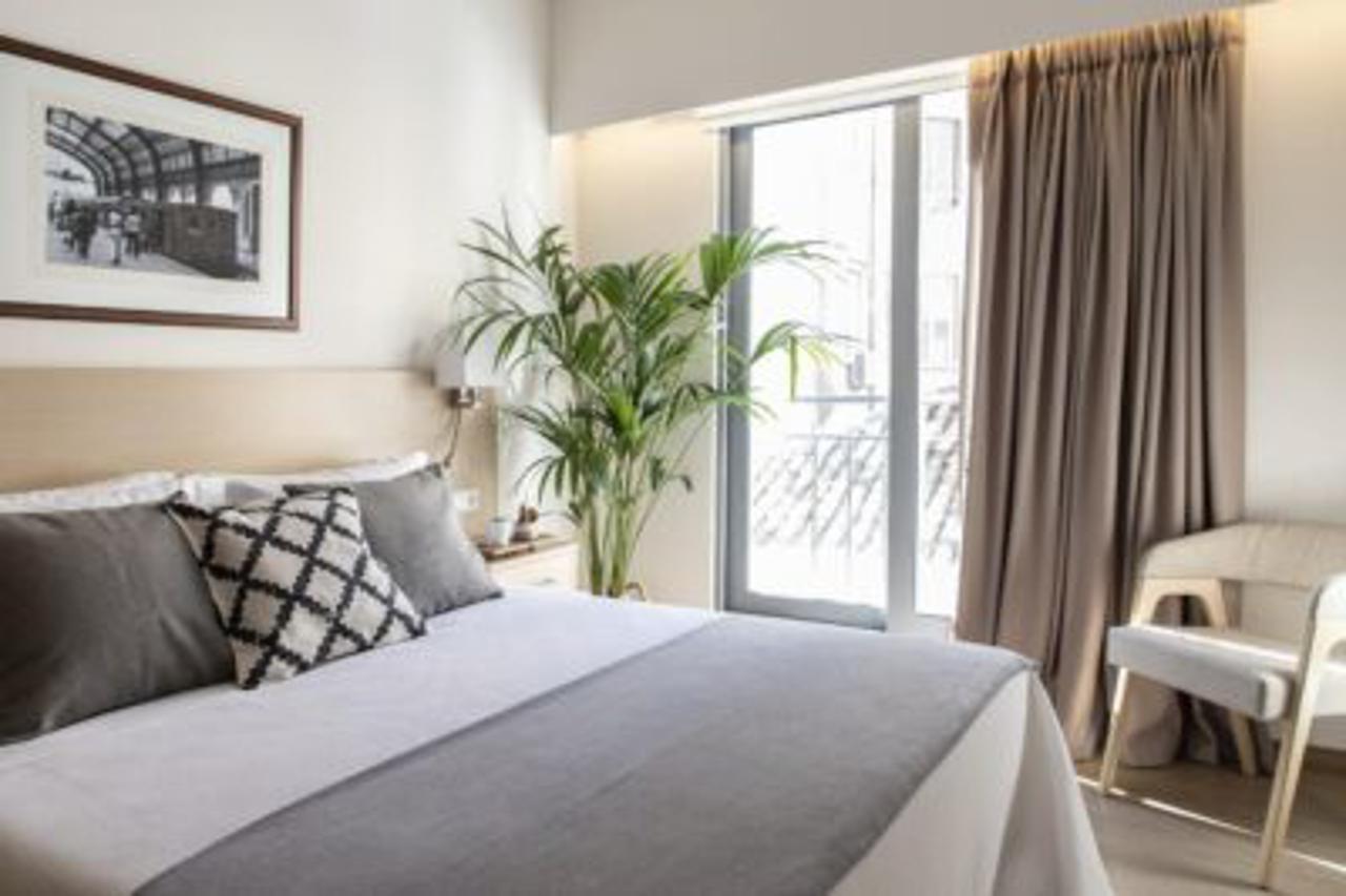 Gallery Suites & Residences 피레아스 외부 사진